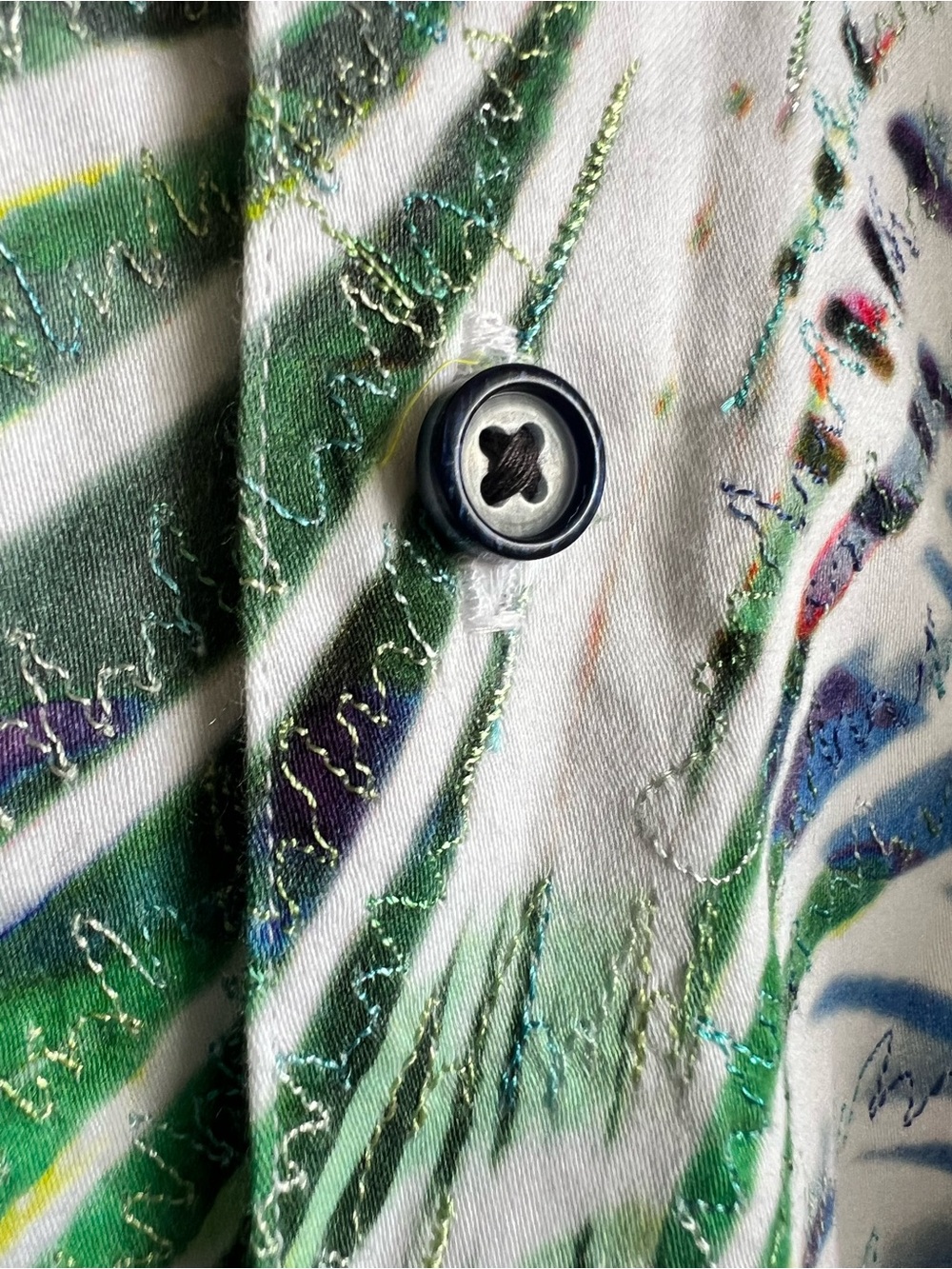 Robert Graham Long Sleeve button Up size Large - Picture 8 of 10